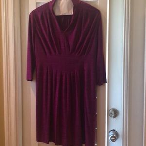 Tahari, great used condition, 8p